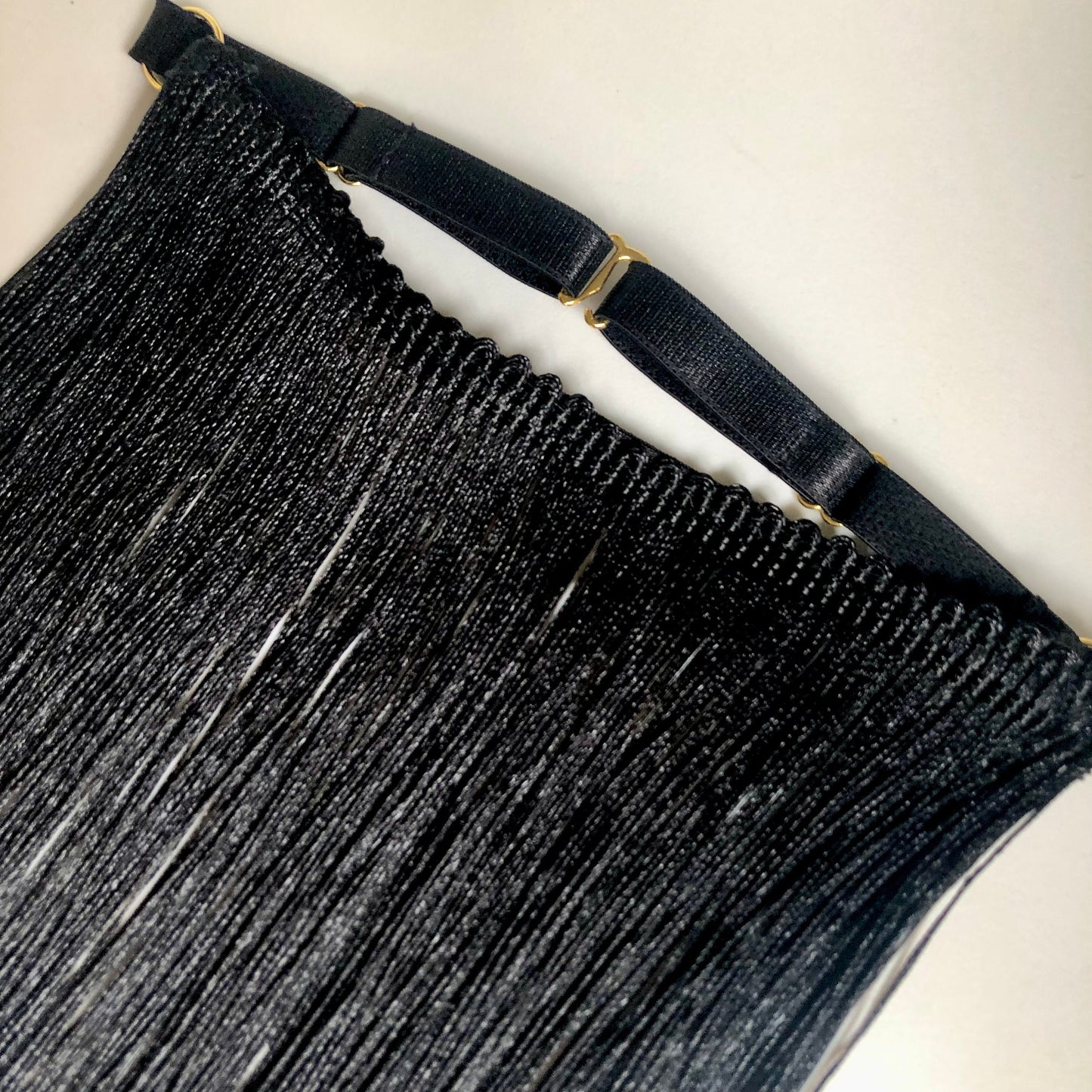 Black shimmy fringe choker - detail