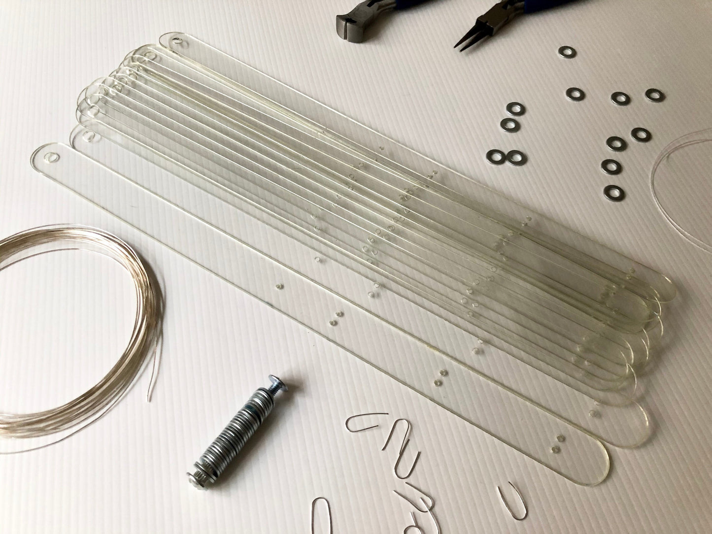 Burlesque feather fan staves - DIY supply with hardware assembly kit