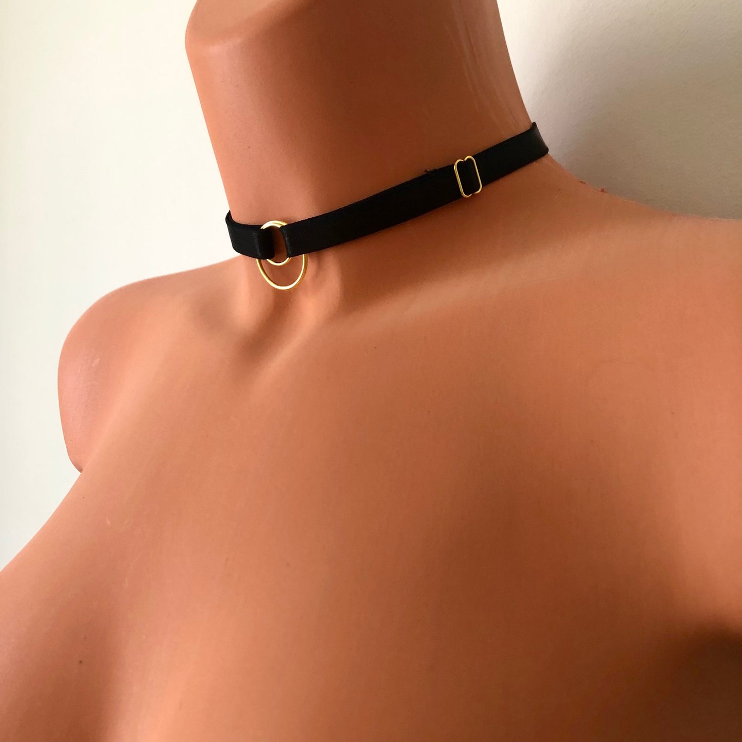 Satin elastic choker necklace with double rings | adjustable elastic harness